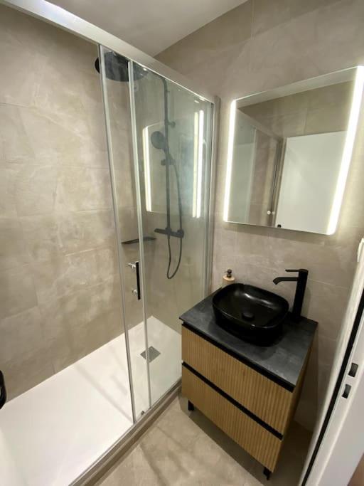 Madonna Elegance, Proche Sanctuaire, 95M2 Lägenhet Lourdes Exteriör bild
